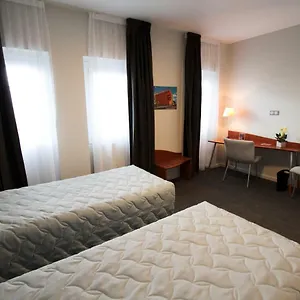 Centre Jean Bosco Otel Lyon